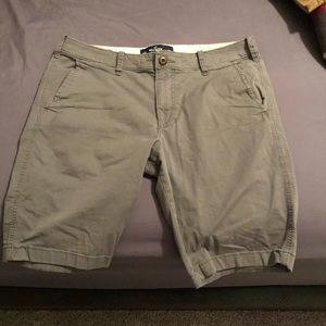 Size 34 Hollister 10” flat front shorts